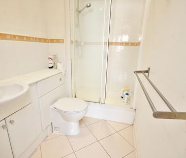 2 bedroom apartment to rent - Photo 6