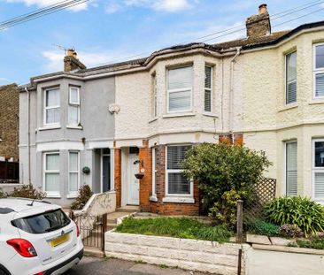 3 bedroom terraced house to rent - Photo 4