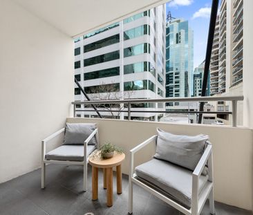 Ultra-Convenient 1-Bedroom Apartment in Chatswood. - Photo 6