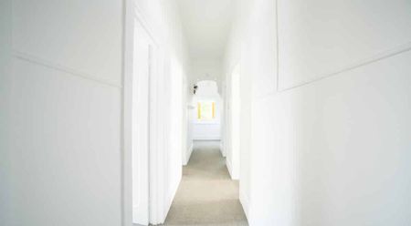 Handy Location- 4 Bedrooms Off Street Parking - Photo 5