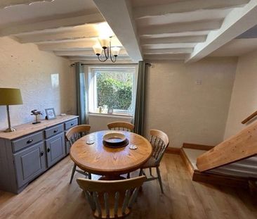 2 bedroom terraced house to rent - Photo 2