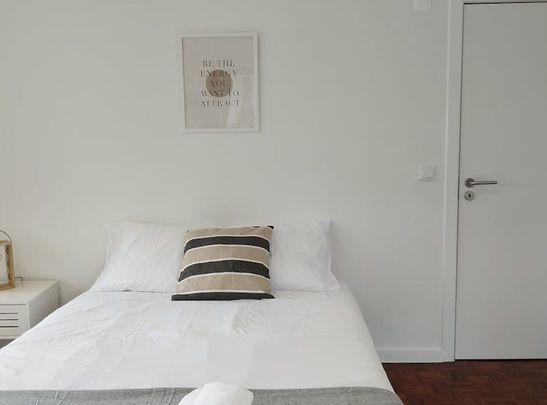 Rua dos Arneiros, Lisbon, Lisbon 1500-060 - Photo 1