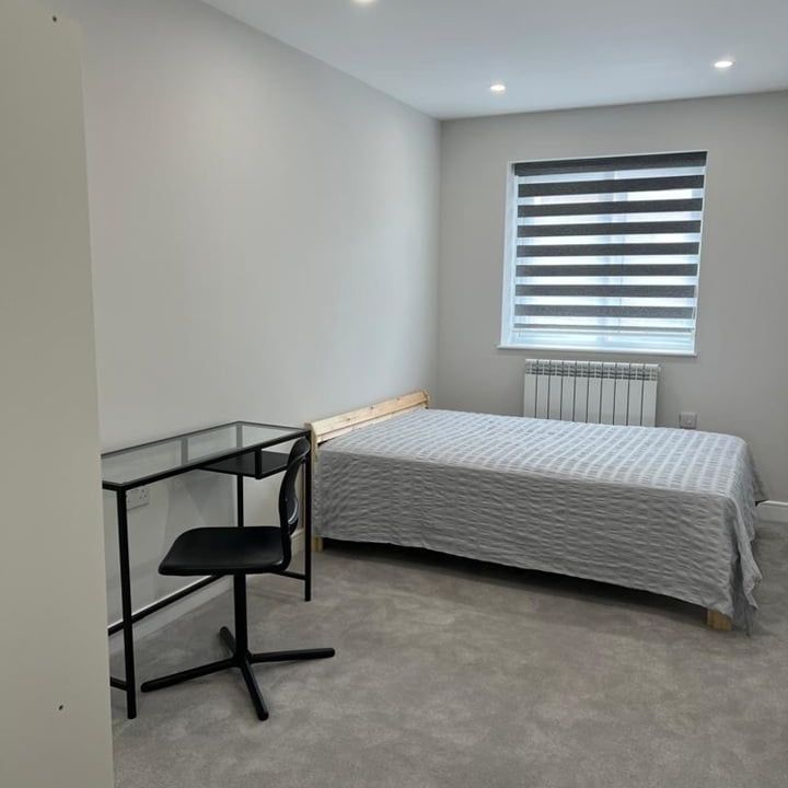 Room in a Shared Flat, Nether Street, N3 - Photo 1