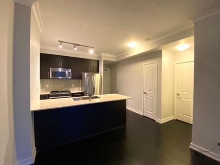 For Lease - 4011 Brickstone Mews Unit# 3203, Mississauga, Ontario - Photo 4