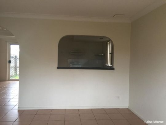 3 Bedroom Townhouse in a Secure Gated Complex - Photo 1