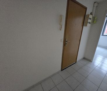 Location Appartement 2 pièces 37m² VALENCIENNES 59300 - Photo 6