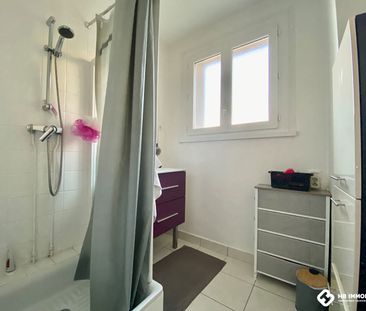 Location Appartement 4 pièces 67m² ROANNE 42300 - Photo 2