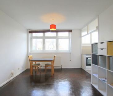 0 Bedroom Studio, Carlton Drive, Putney - Photo 1