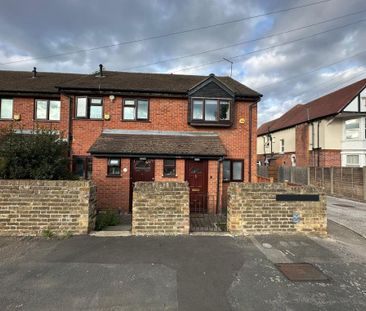 2 bedroom terraced house to rent - Photo 6