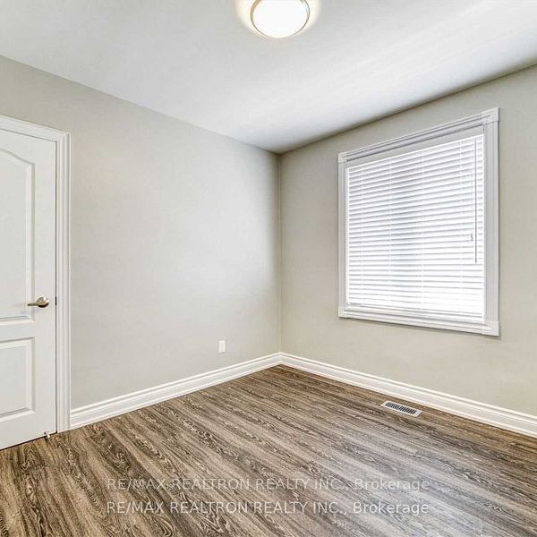 For Lease - 39 Aveline Crescent Unit# Main, Toronto, Ontario - Photo 1