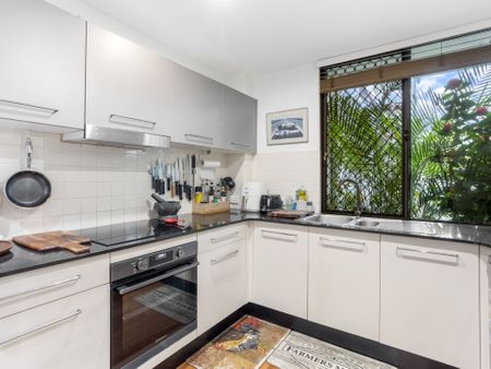 Furnished Apartment in the Heart of Bulimba - Photo 4