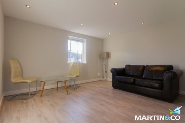 2 bedroom apartment to rent - Photo 1