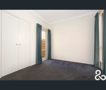 2/68 Collins Street, Thornbury, Vic 3071 - Photo 4