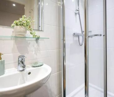 Standard En-Suite - Photo 5