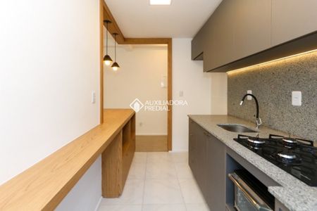 Apartamento com 2 quartos e 56m² para alugar em Marechal Rondon, Canoas. - Foto 3