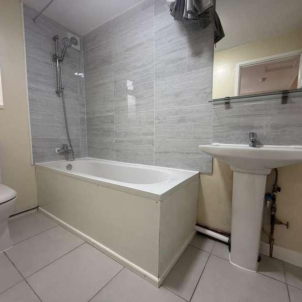 Elswick Road, Birmingham, B44 - Photo 1