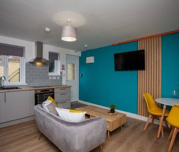 North Parade - Photo 4