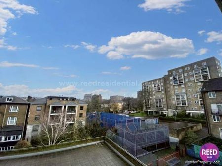 3 bedroom property to rent in London - Photo 2