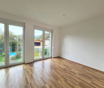 Wundeschöne Maisonettenwohnung mir Dachterrasse, Garten und Carport! - Photo 2