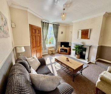 2 bedroom terraced house to rent - Photo 2