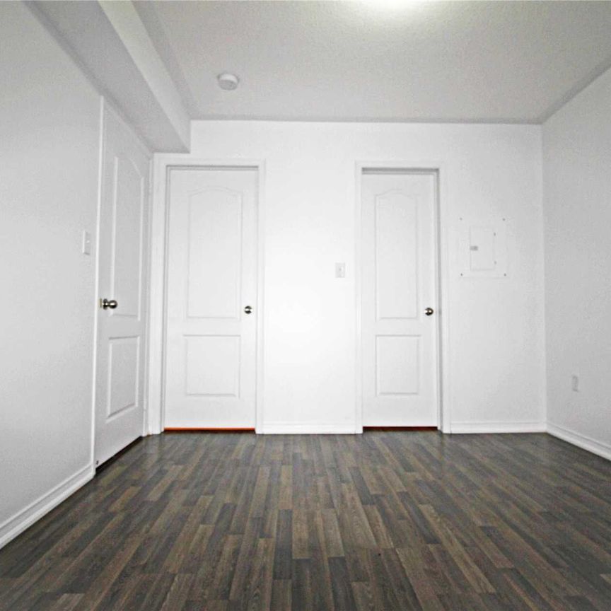 For Lease - 2492 Post Road Unit# 21, Oakville, Ontario - Photo 1