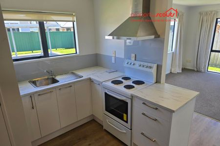 Beautiful, Light & Sunny - Photo 2