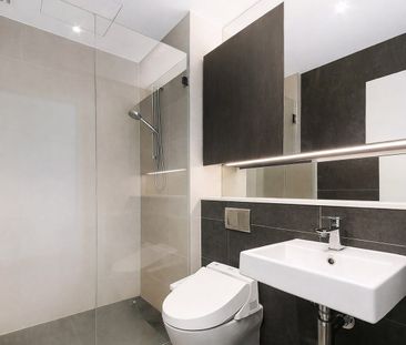 Modern 2-Bedroom Apartment in the Heart of Chippendale - Photo 6