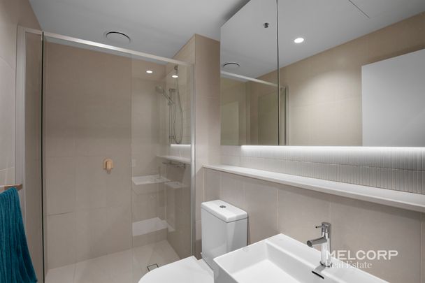 BRIGHT ONE BEDROOM APARTMENT - FURNISHED - Photo 1