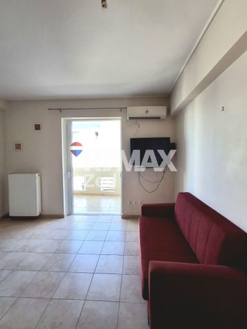 Ενοικίαση κατοικίας, 25 τ.μ., Νίκαια, 450 € - Photo 3