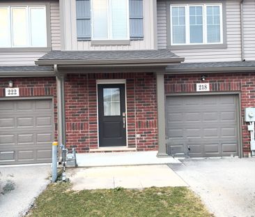 For Lease - 218 Heron Street, Welland, Ontario - Photo 2