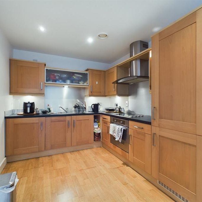 1 bedroom property to rent - Photo 1