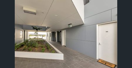 Storeys on Surflen for Easy Care City Living Awaits - Photo 4