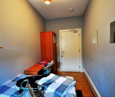 4 bedroom flat to rent - Photo 5