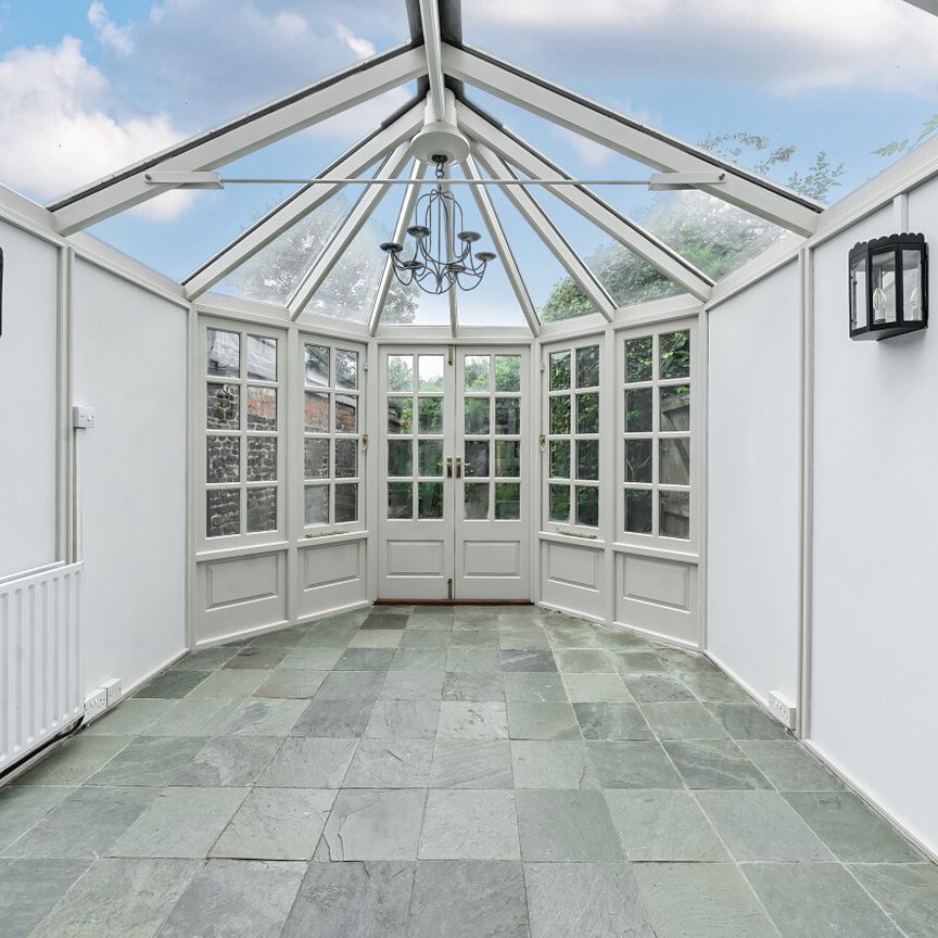 2 bedroom terraced house to rent - Photo 1