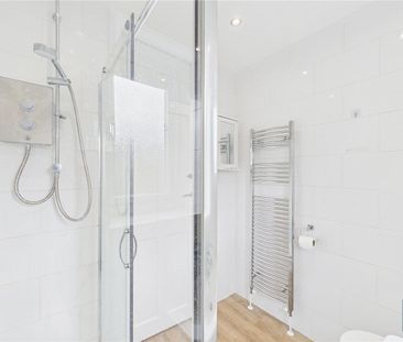 Bloomfield Drive, Bath, Bath And North East So, BA2 - Photo 3