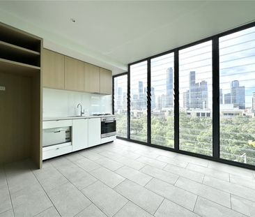 802/565 Flinders Street - Photo 3