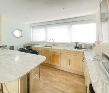 3 bedroom townhouse to rent - Photo 4