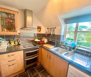 Room in a Shared Flat, Rembrandt Way, RG1 - Photo 1