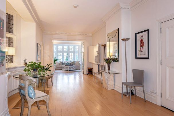 Knightsbridge, SW1X flat to rent - Photo 1