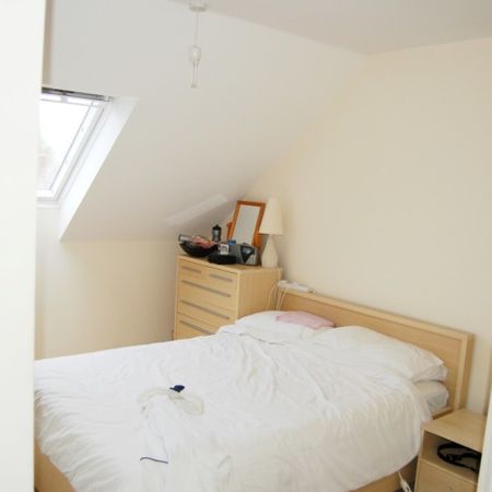 2 bedroom Apartment - De Soissons Close, Welwyn Garden City - Photo 3