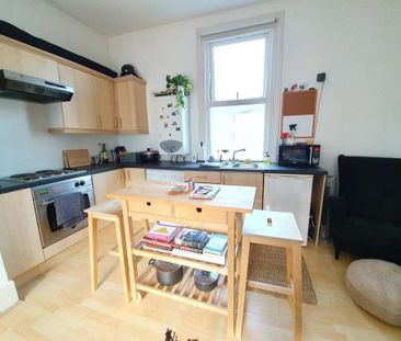 Studio to rent - Photo 6