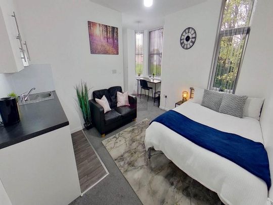 Studio to rent - Photo 1