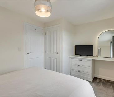 2 bedroom semi-detached house to rent - Photo 2