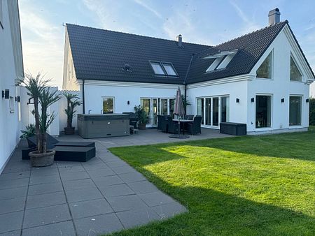 Villa med havsutsikt i Trelleborg uthyres till företag - Photo 2