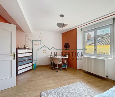 Location Maison 5 pièces 143m² - Photo 4