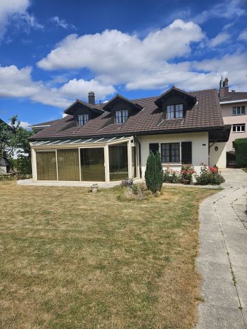 Magnifique maison 4.5 pièces avec jardin et grands volumes - Photo 3