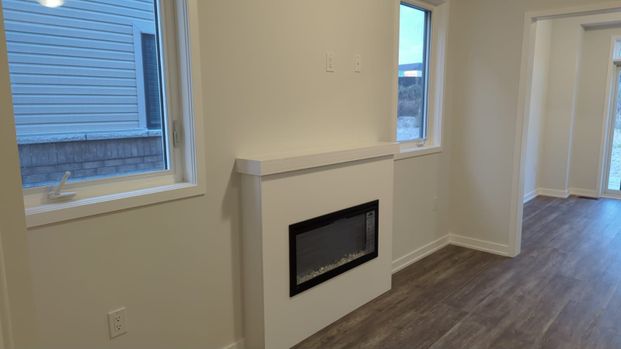 For Lease - 2036 Horace Duncan Crescent, Oshawa, Ontario - Photo 1