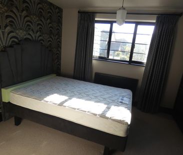 2 bedroom semi-detached house to rent - Photo 4