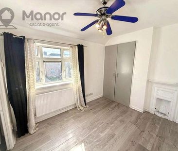 Stevens Road, Dagenham, RM8 - Photo 5