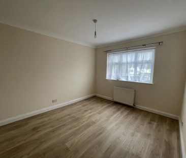 1 bedroom semi-detached house to rent - Photo 2